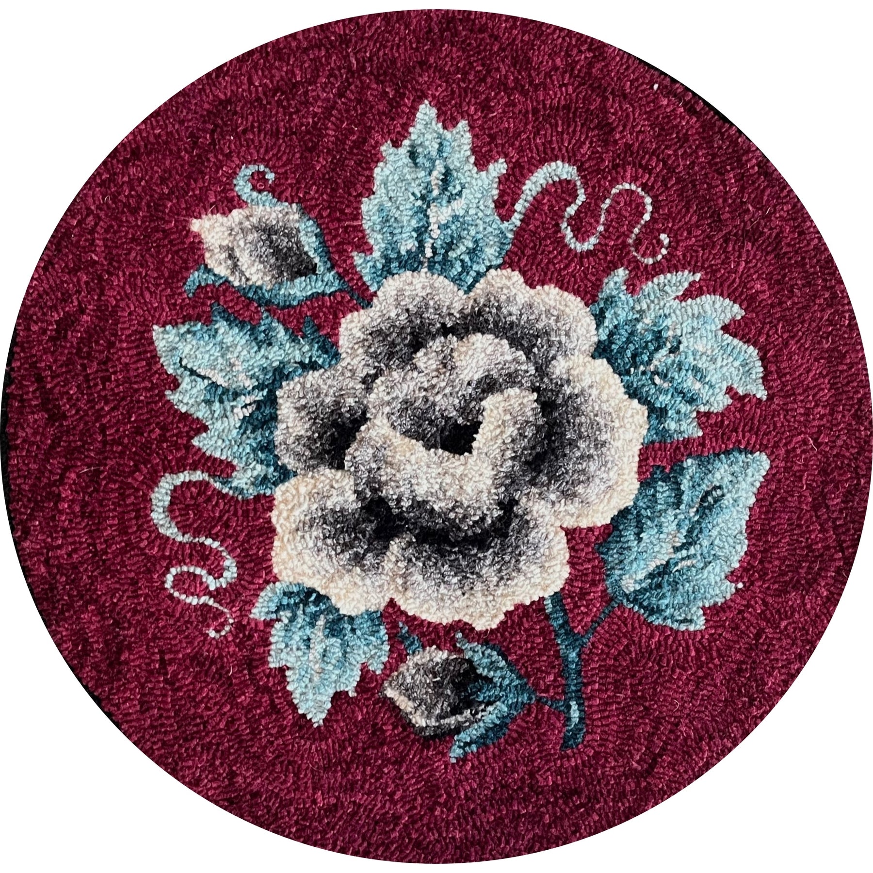 Simple Rose, rug hooked by Catharine Lockwood