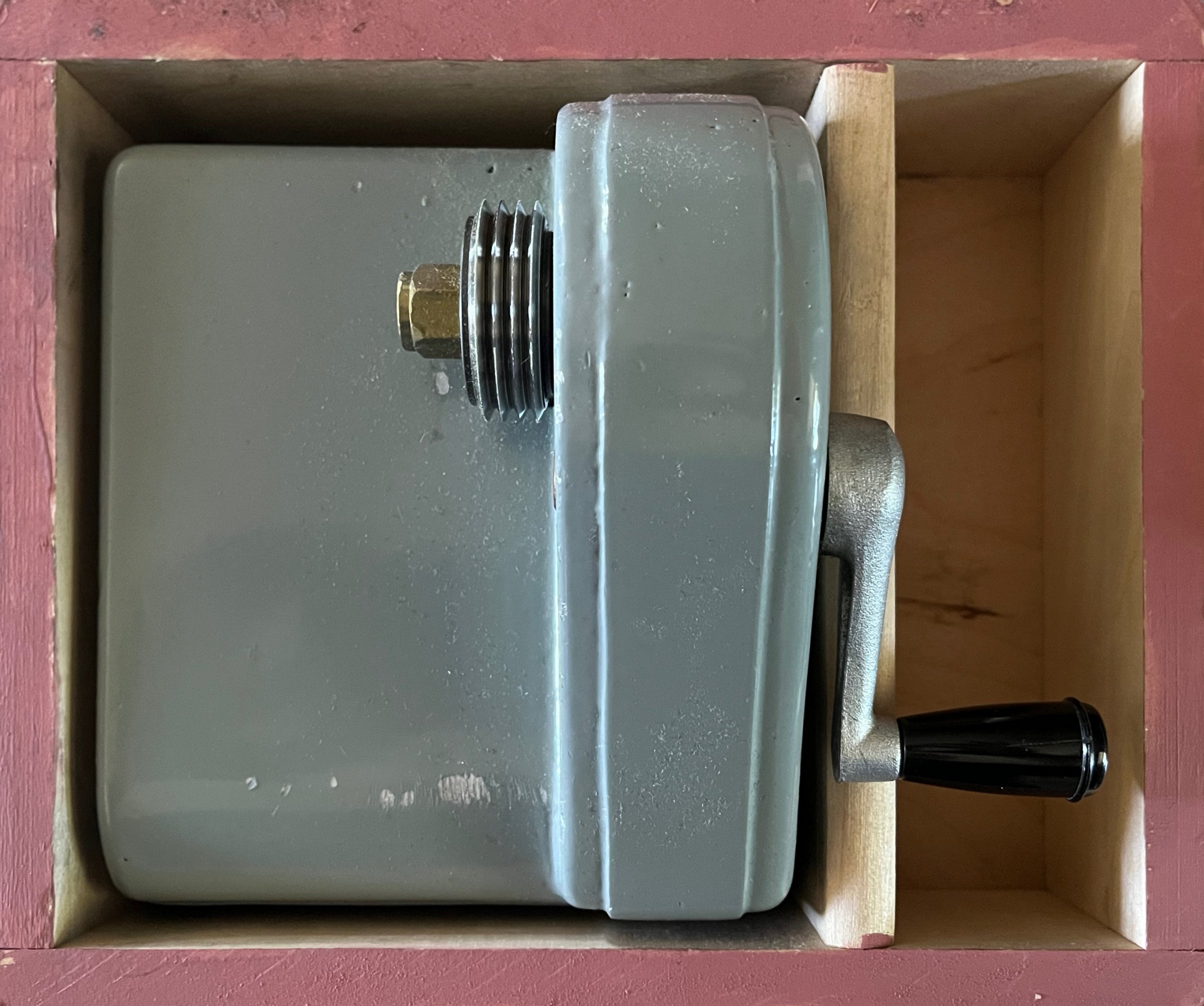 Vintage Used Bliss Model A Fabric Cutter by Fraser- with Floral Motif Storage Case