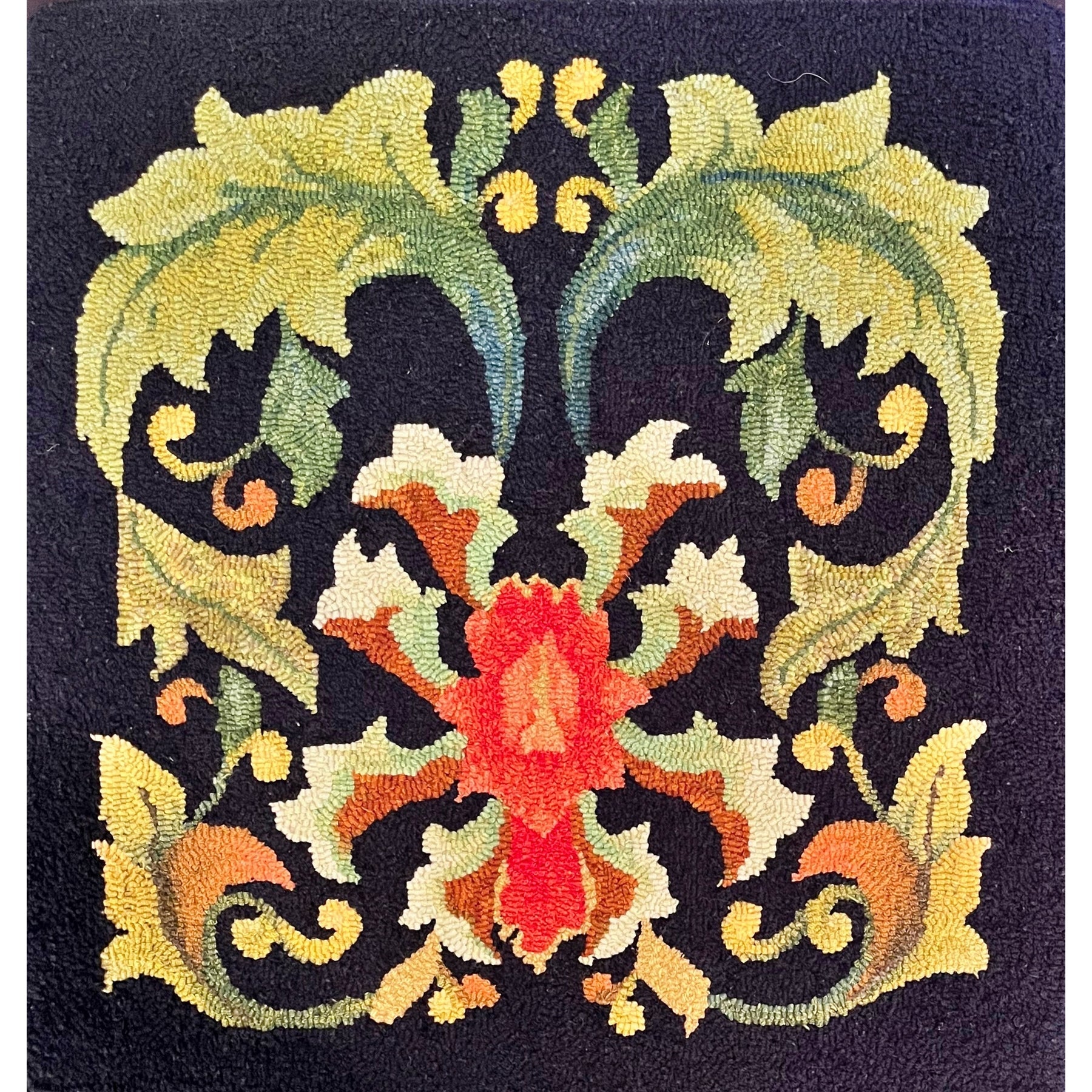 Heraldry – Adaptation, rug hooked by Kathryn Kovaric