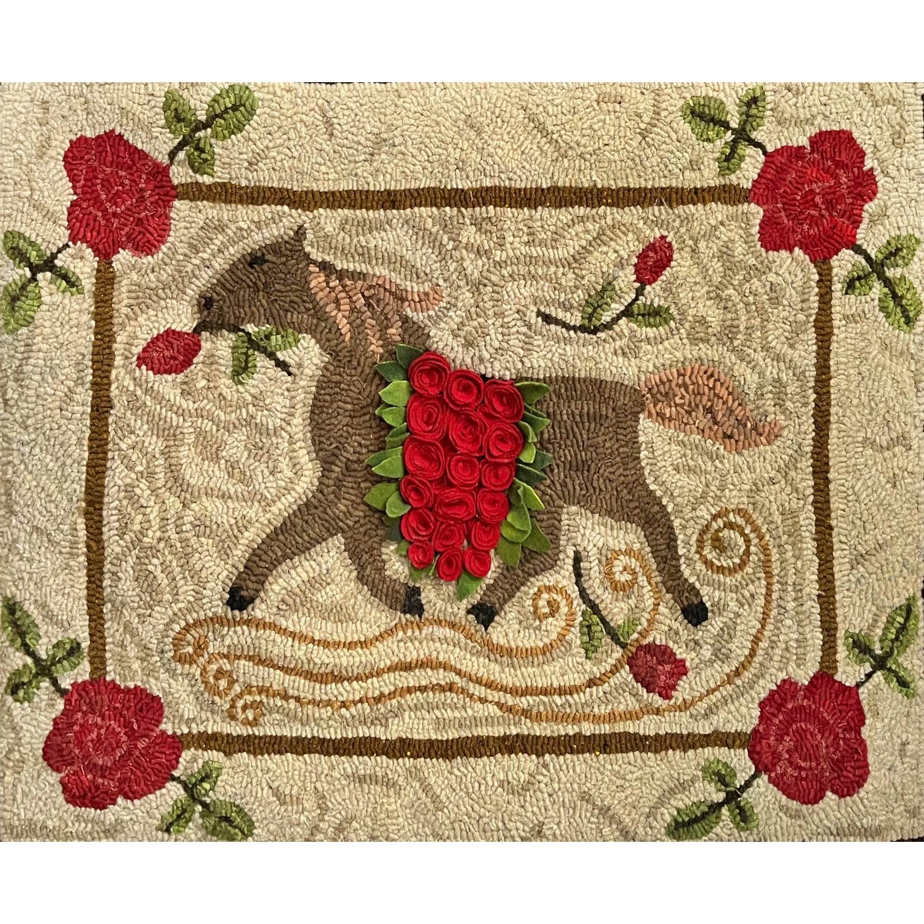 Run For The Roses, rug hooked by Lisa Cubellis