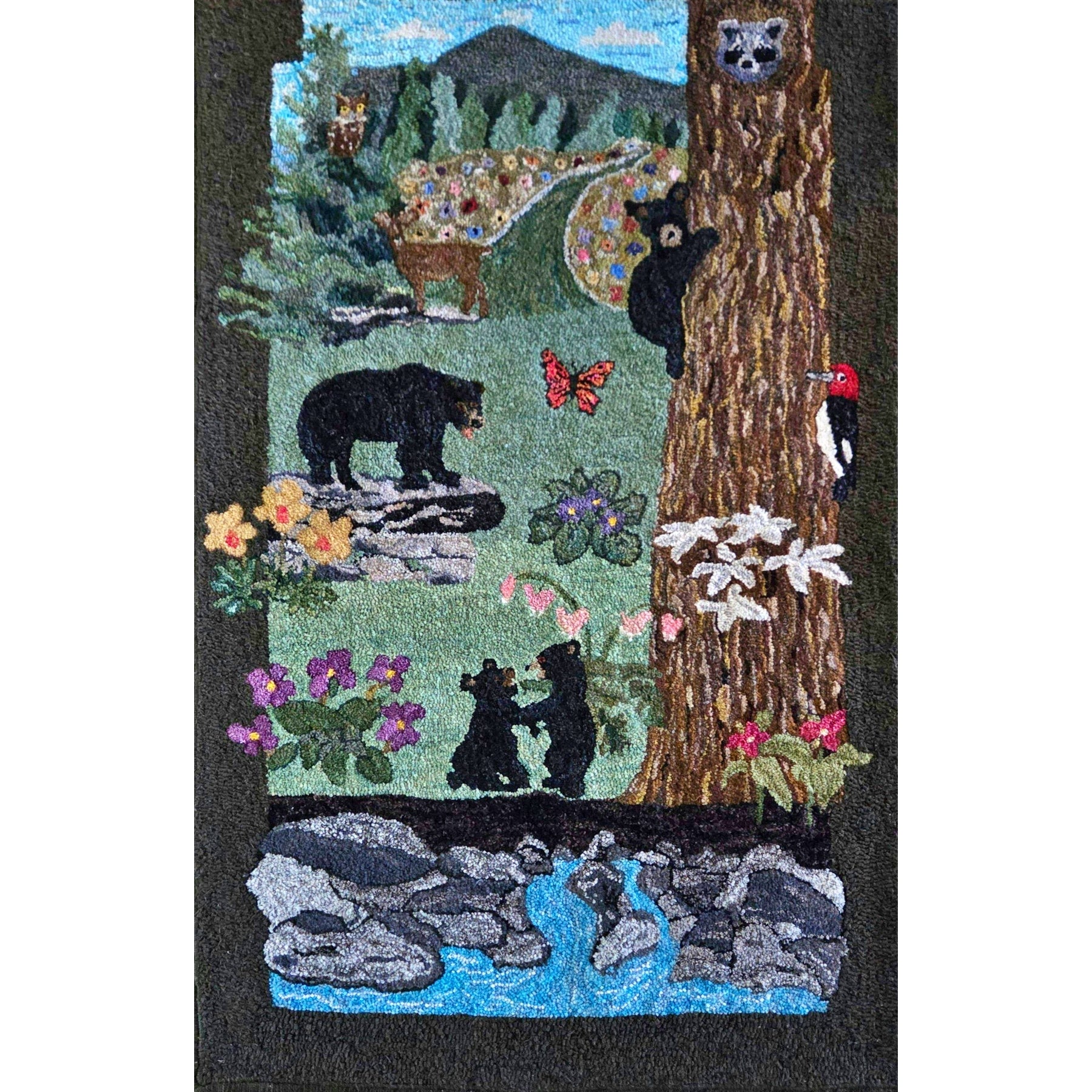 Smoky Mountain Bear Cubs, rug hooked by Kathie Yancey