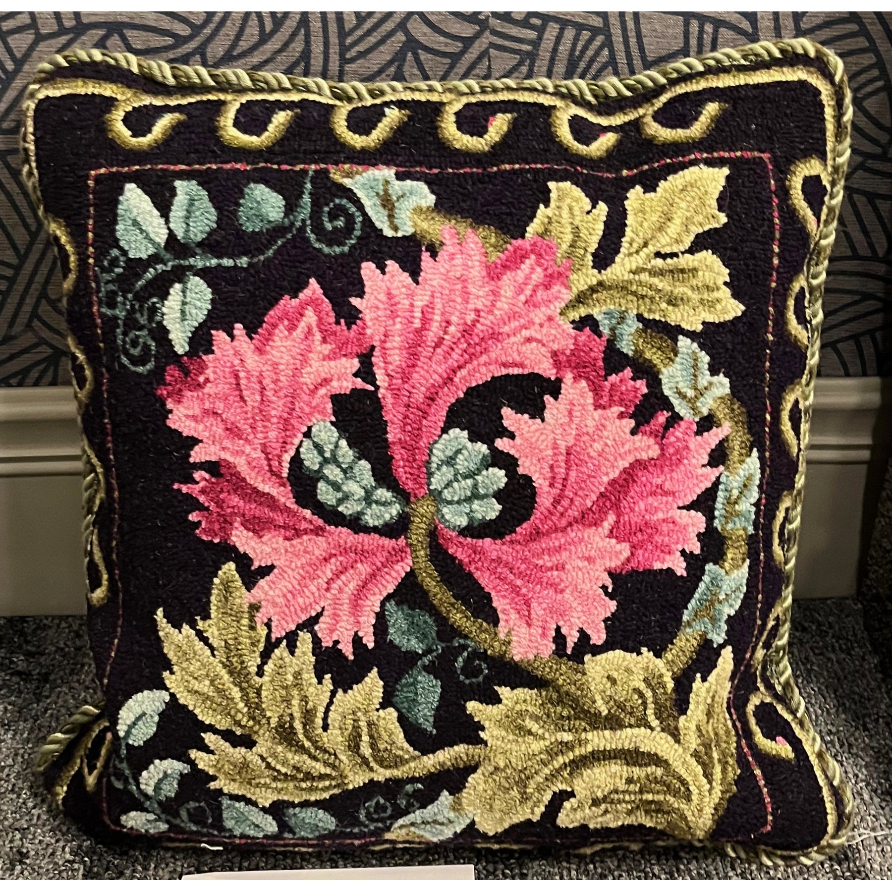 William Morris, rug hooked by Linda Gillen