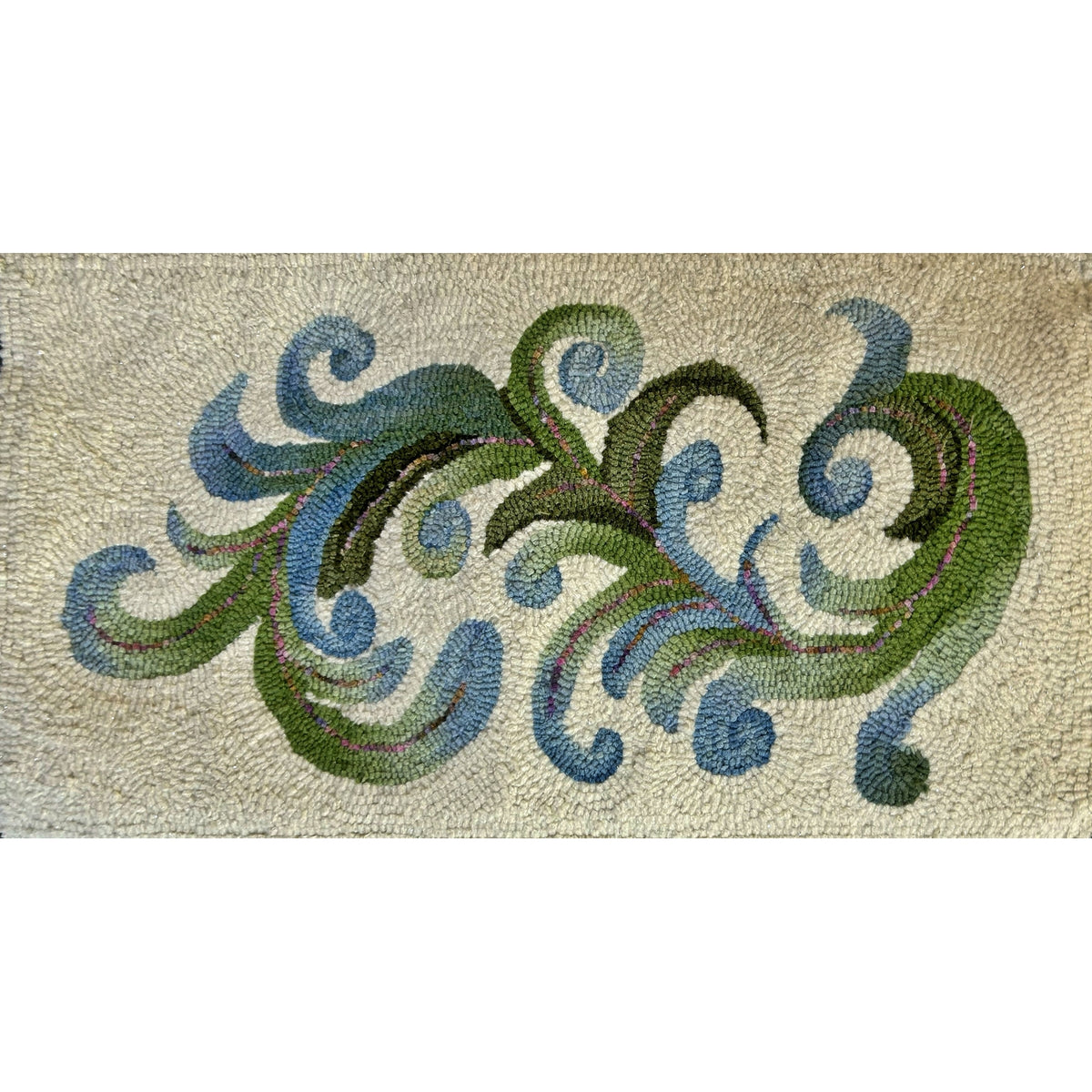 Victorian Scroll, rug hooked by Kimberly Severns