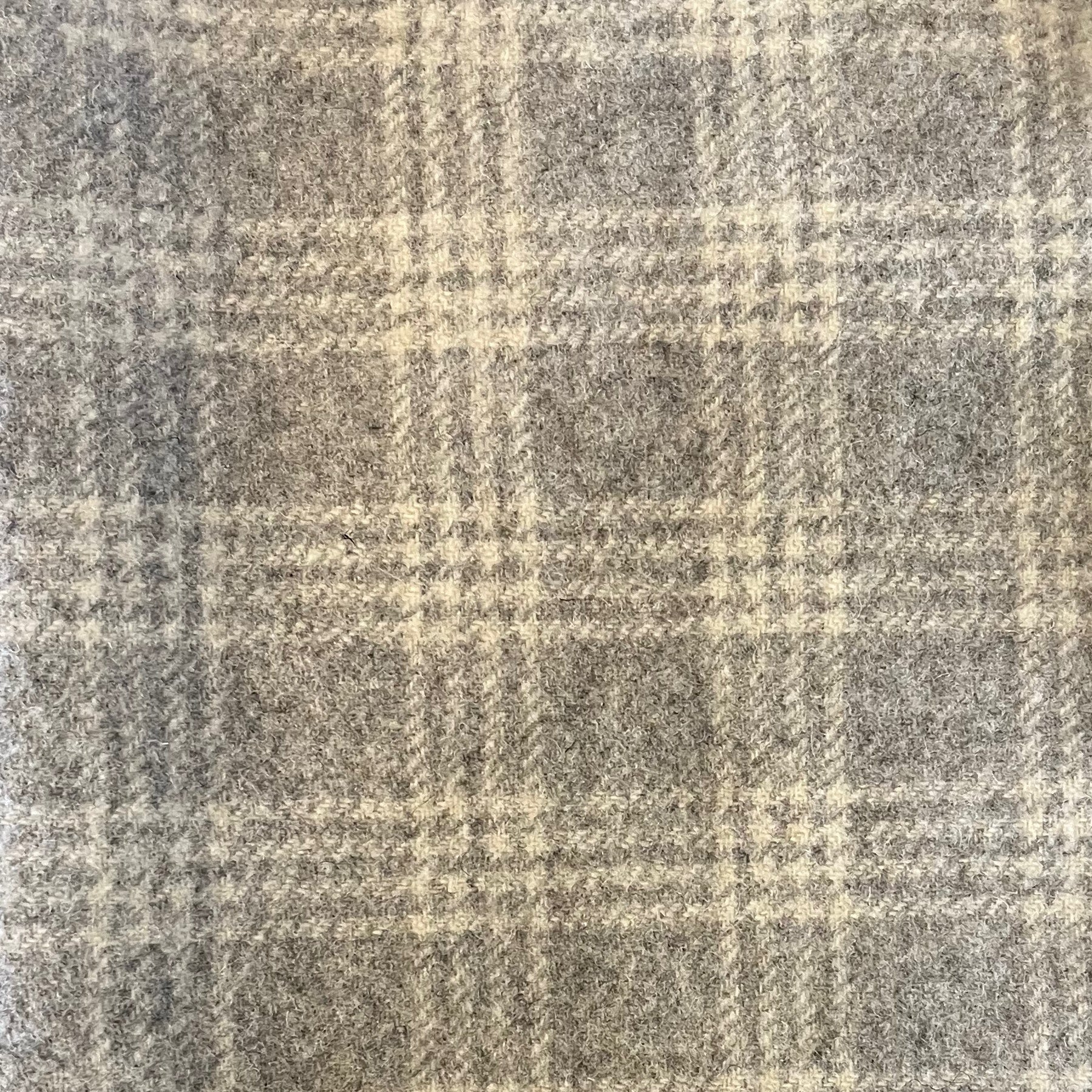 Gray with Natural Lines (WS1035)