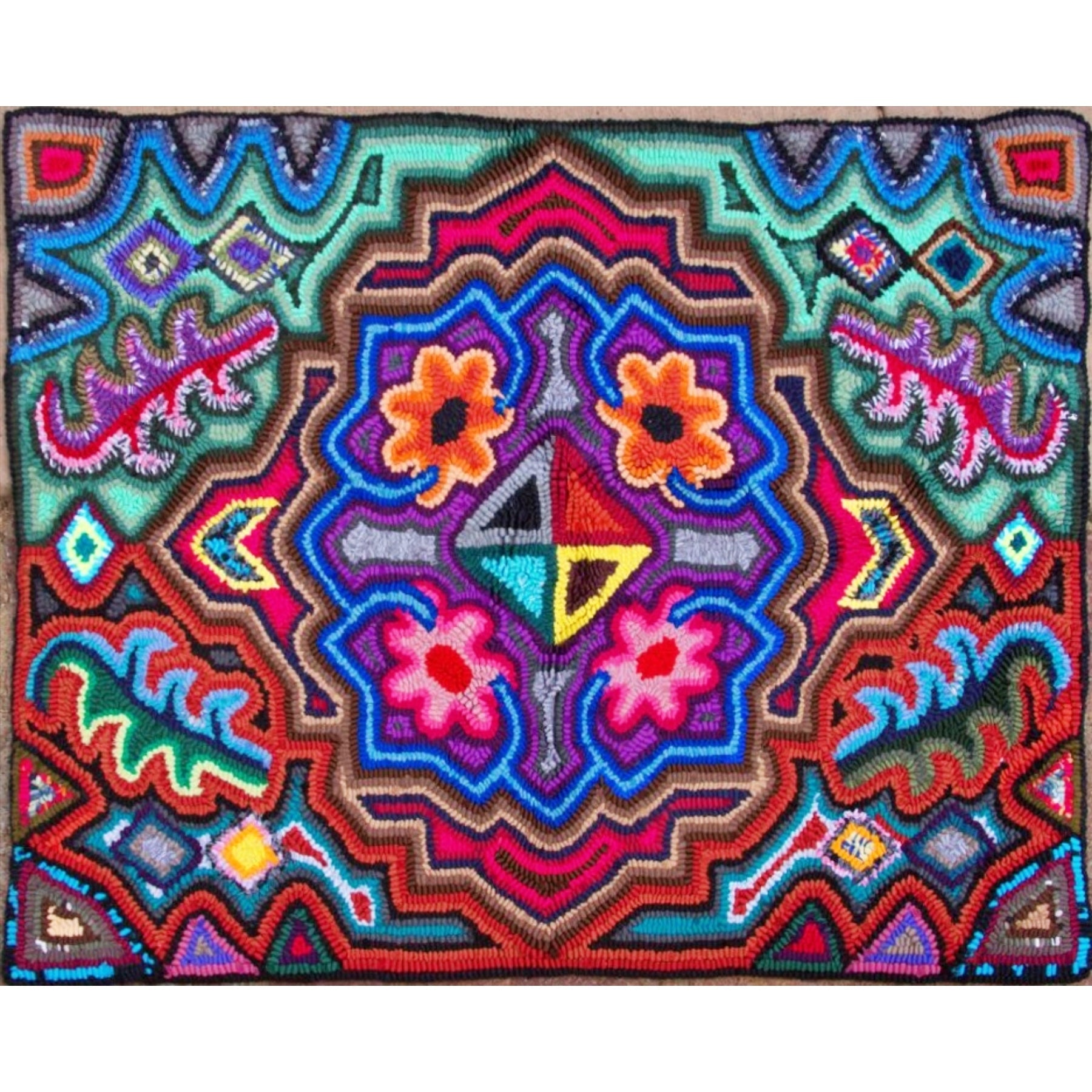 Multicolores Pattern #3, rug hooked by Micaela Churunel Aju
