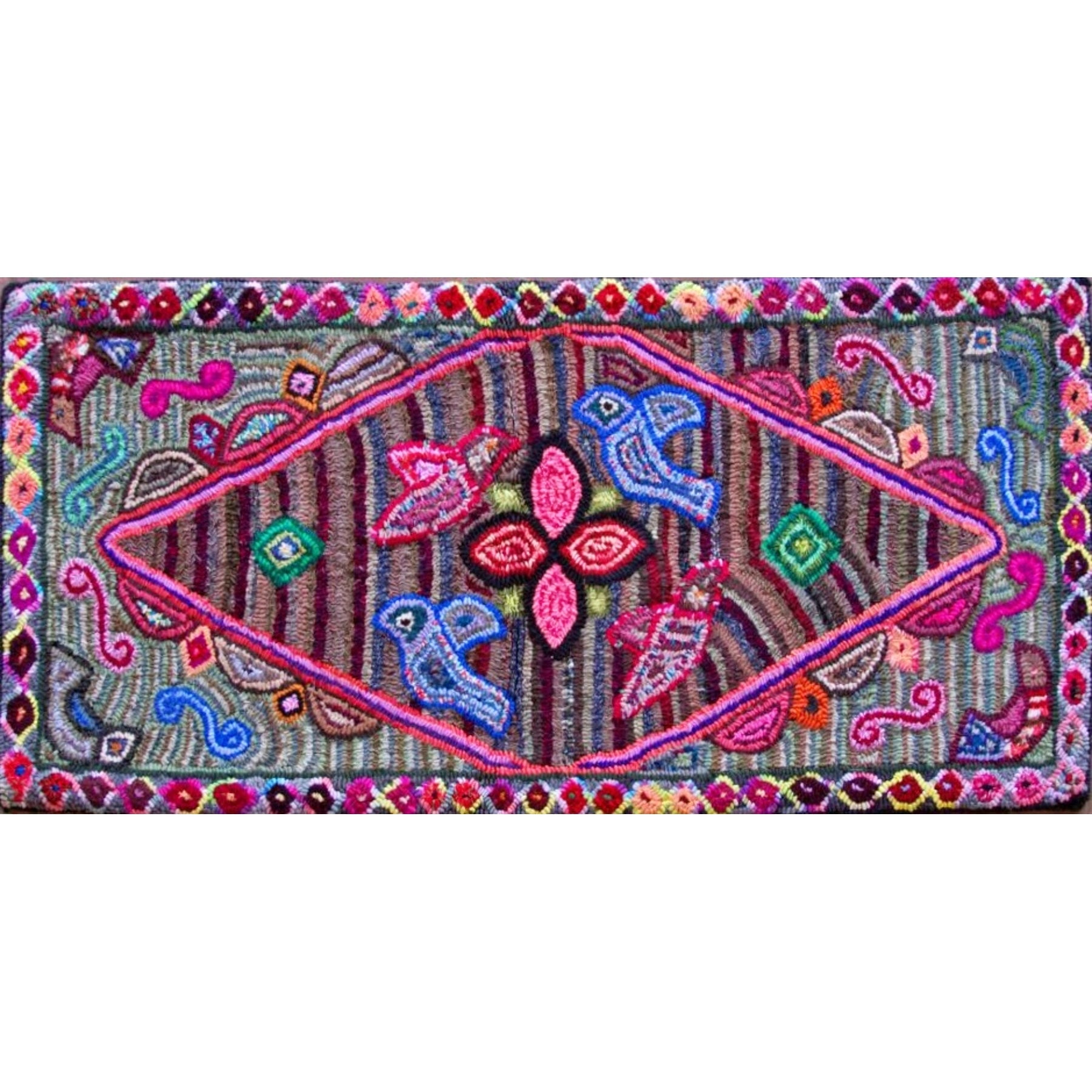 Multicolores Pattern #5, rug hooked by Rosario Gutierrez Pacheco