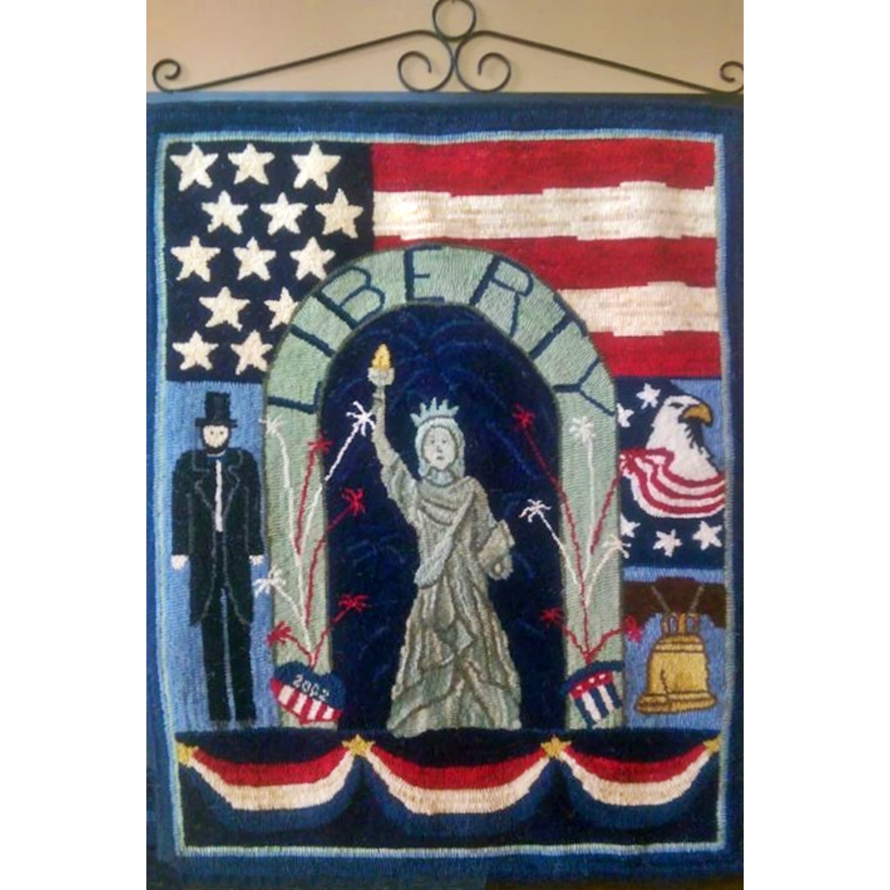 Fourth Of July, rug hooked by Connie Bradley