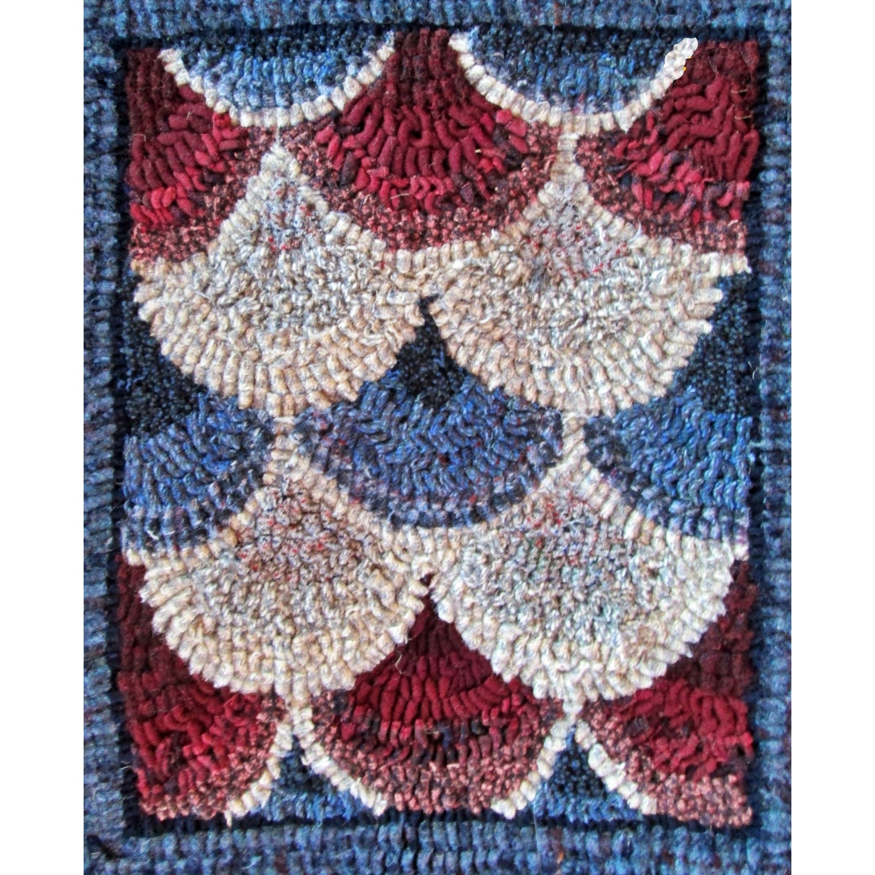 Scallop Quilt Square, rug hooked by Connie Bradley
