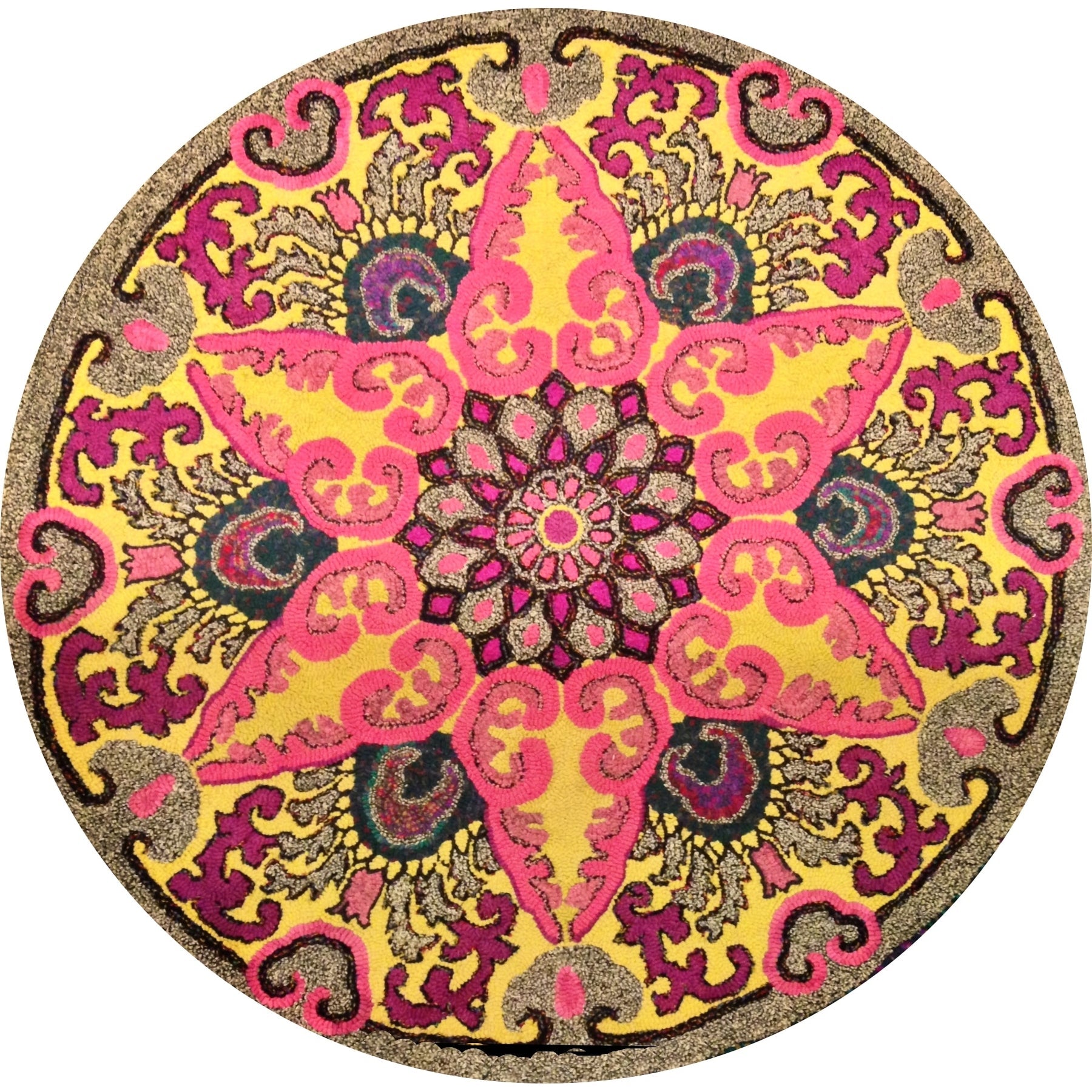 Chinese Rondel, rug hooked by Peggy Khachturian