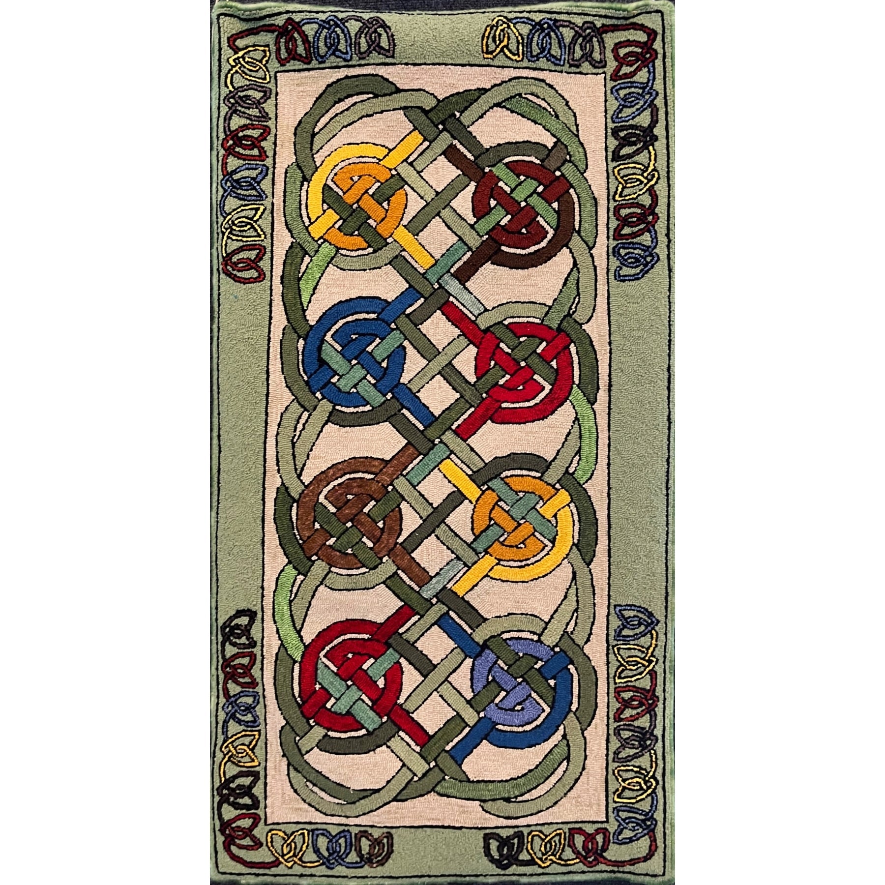 Celtic Knots, rug hooked by Jane McGown Flynn