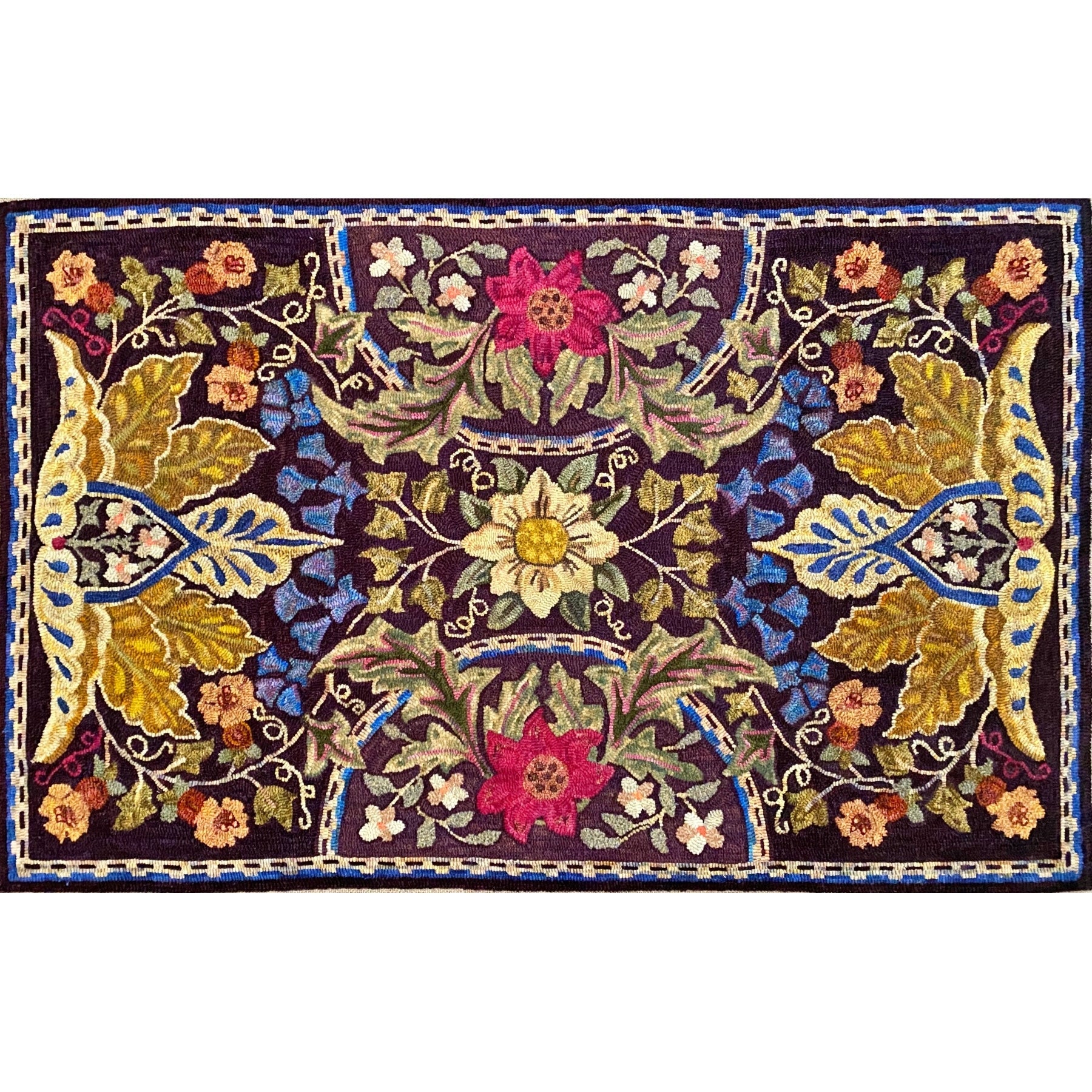 Morris Victorian, rug hooked by Nancy Gingrich
