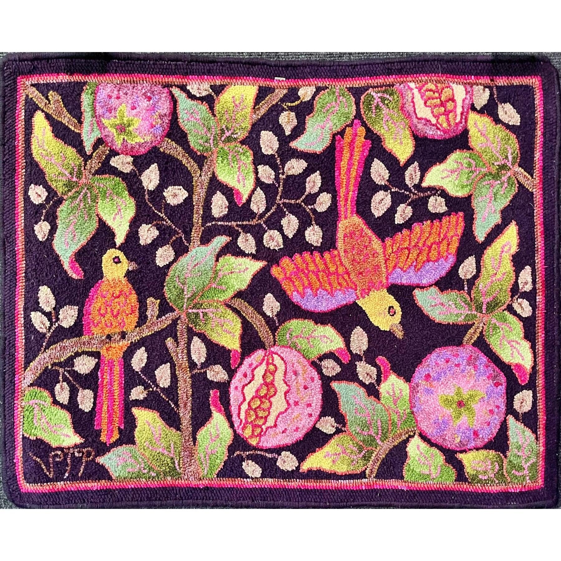 Morris Birds and Poms with Border, rug hooked by Vivily Powers