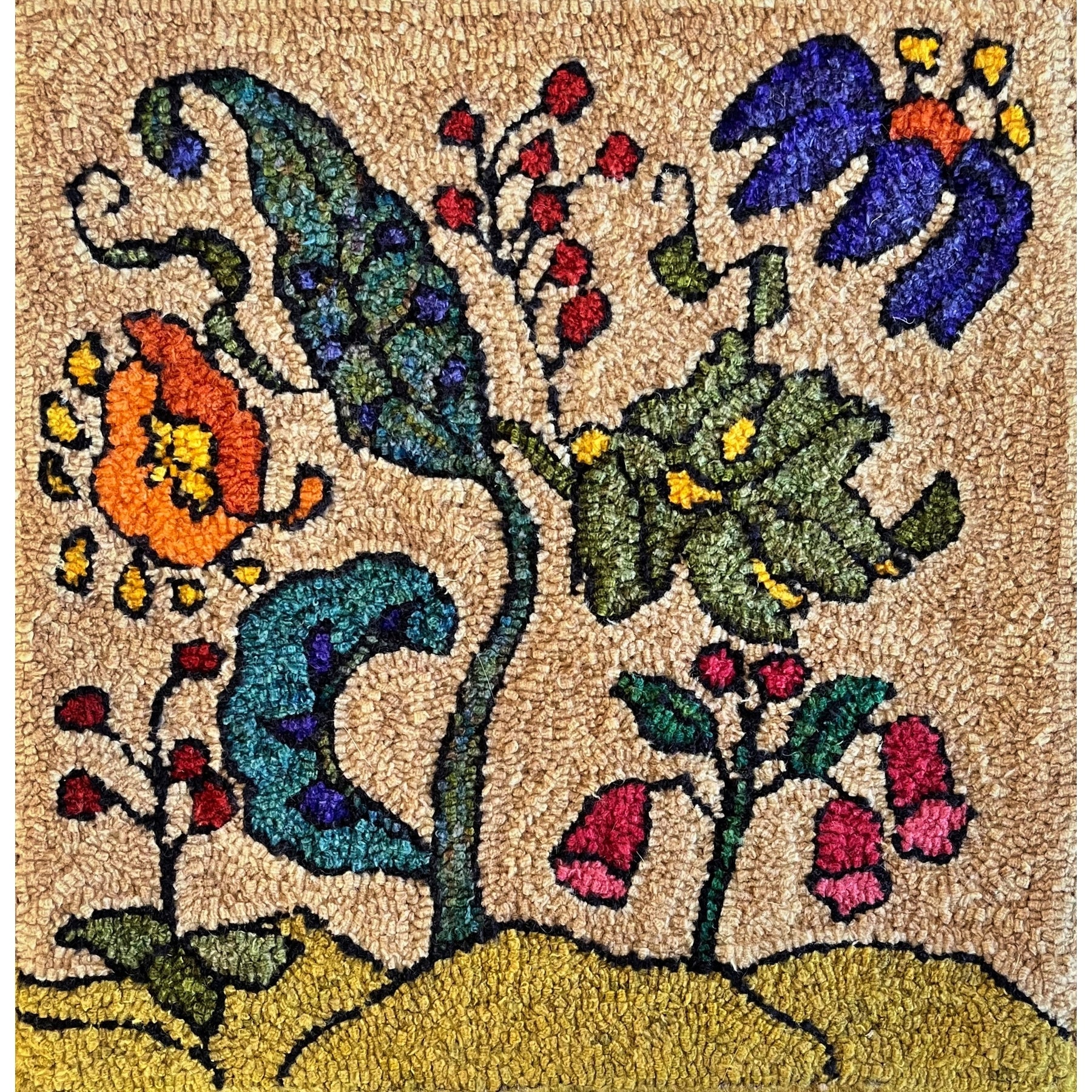 Izette Crewel, rug hooked by Rita Wagner