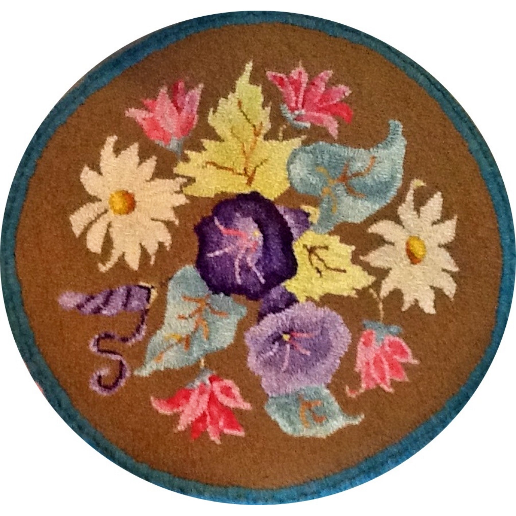 Morning Glory-Daisy, rug hooked by Joann Borgen