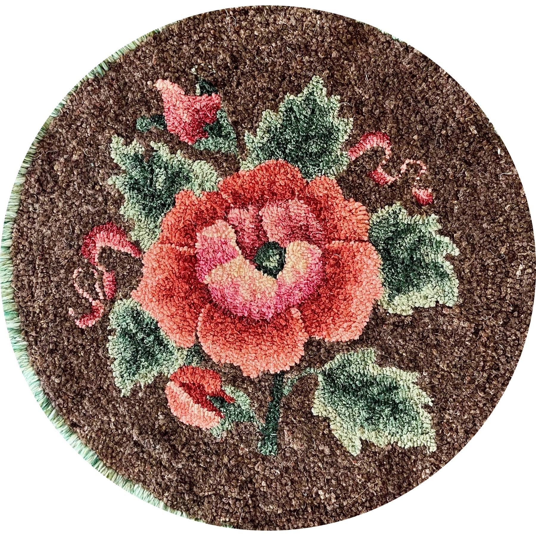 Simple Rose, rug hooked by Lios Detrich