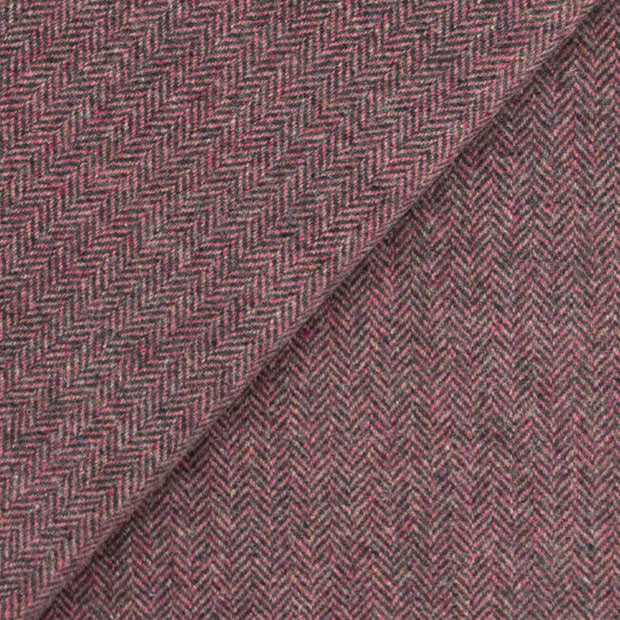 Navy & Raspberry Herringbone (DW5925) - Rug Hooking Wool