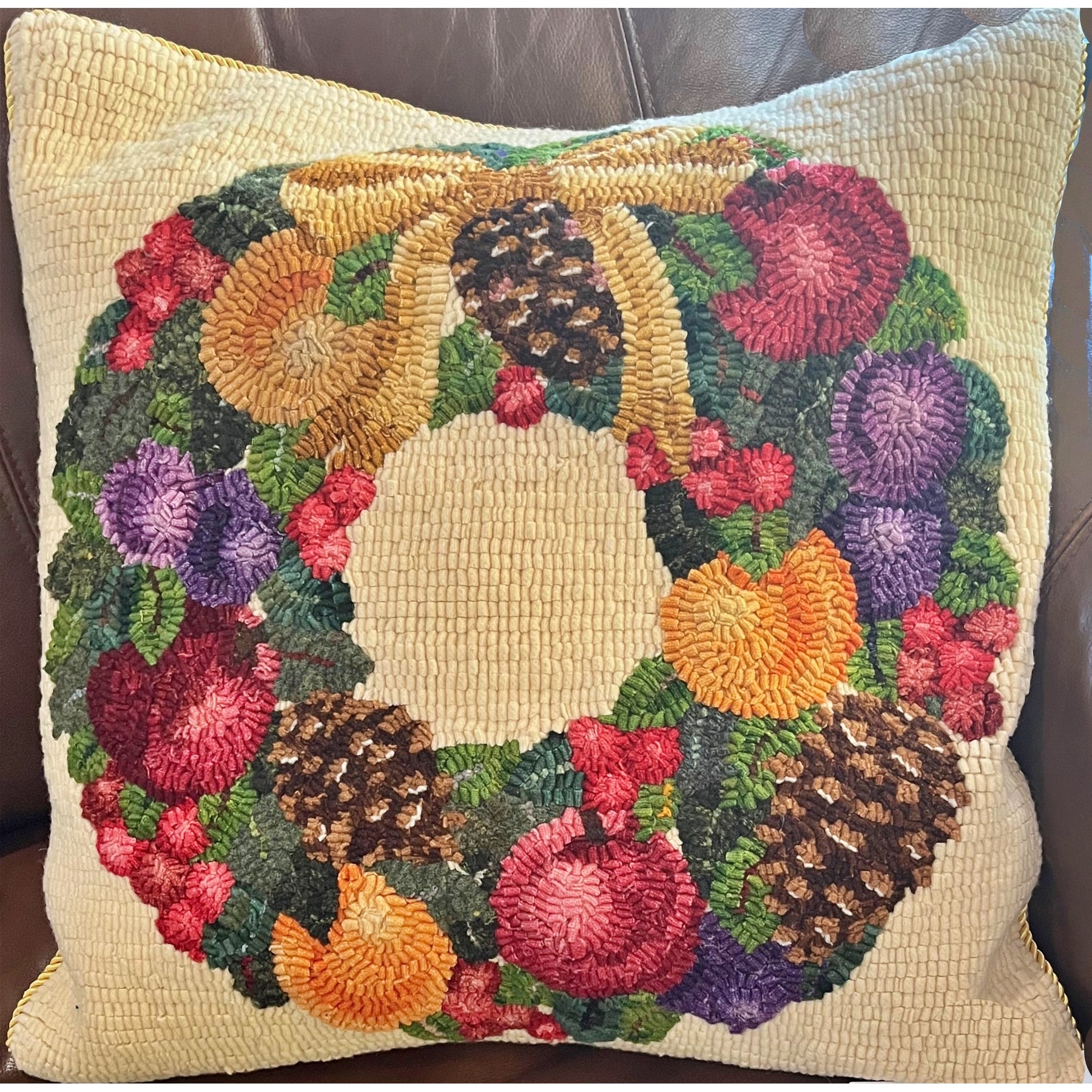 Della Robbia, rug hooked by Libbey Lundgren