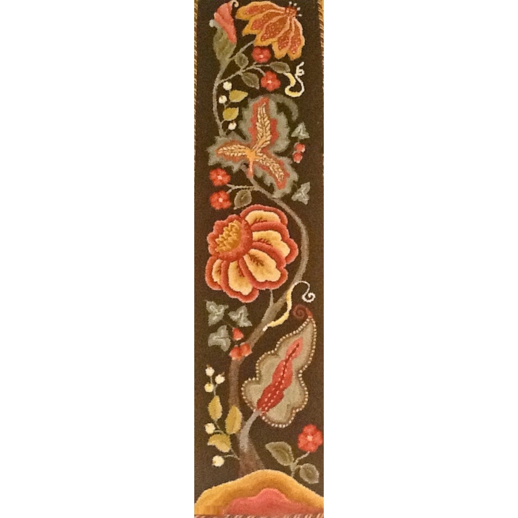 Crewel For Wide Cut, rug hooked by Joyce DiGregorio