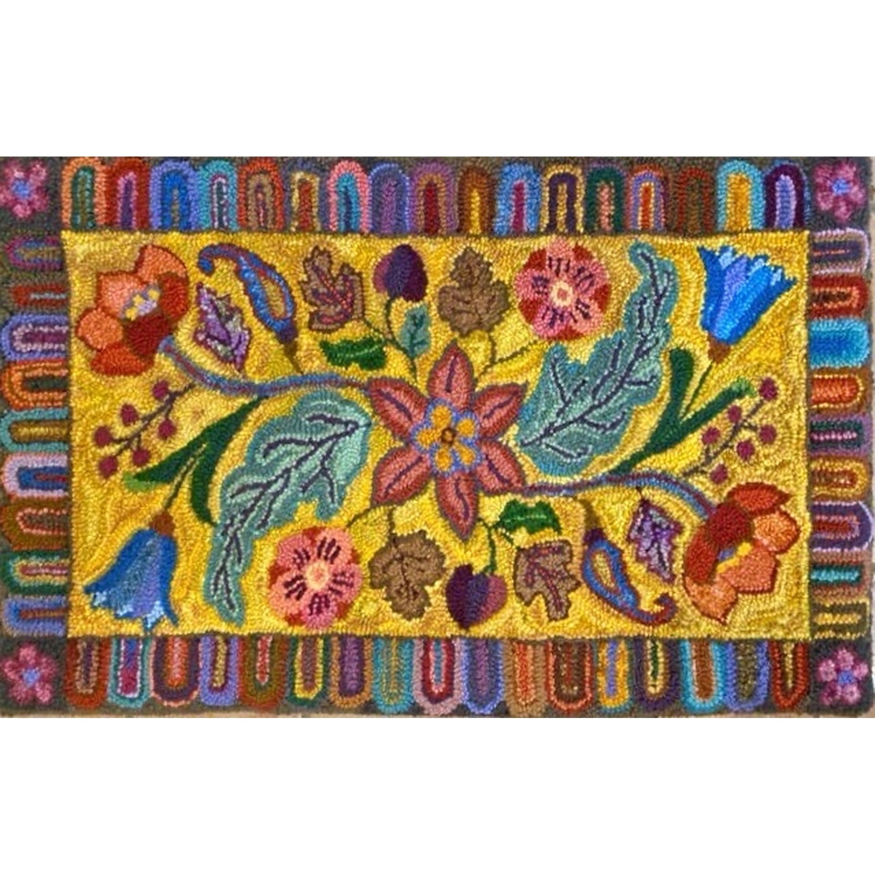 Antique Floral, rug hooked by Elen Foltz