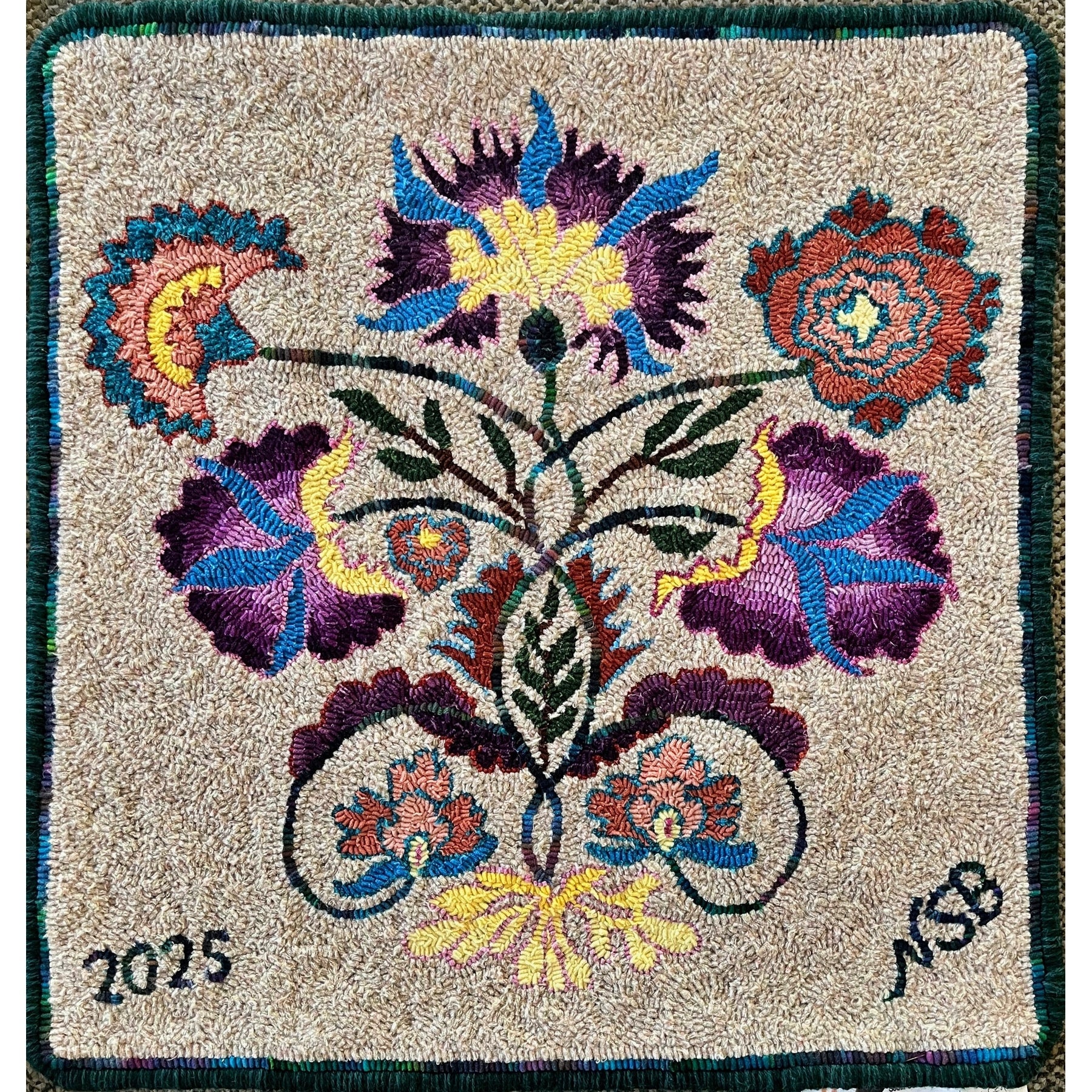Bedrug Fantasy - Center, rug hooked by Nanci Boice