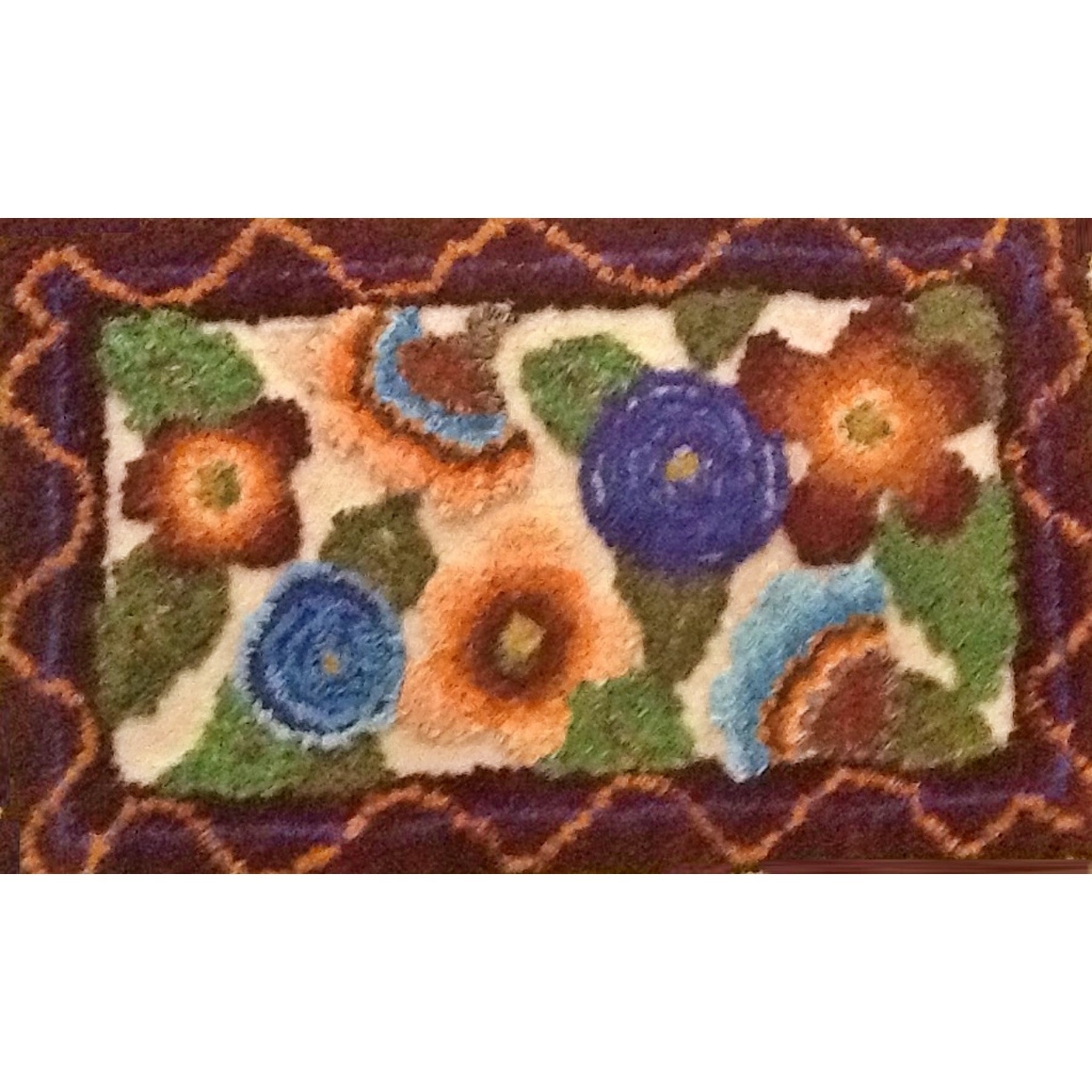 Stephanie's Garden, rug hooked by Ingrid Hieronimus