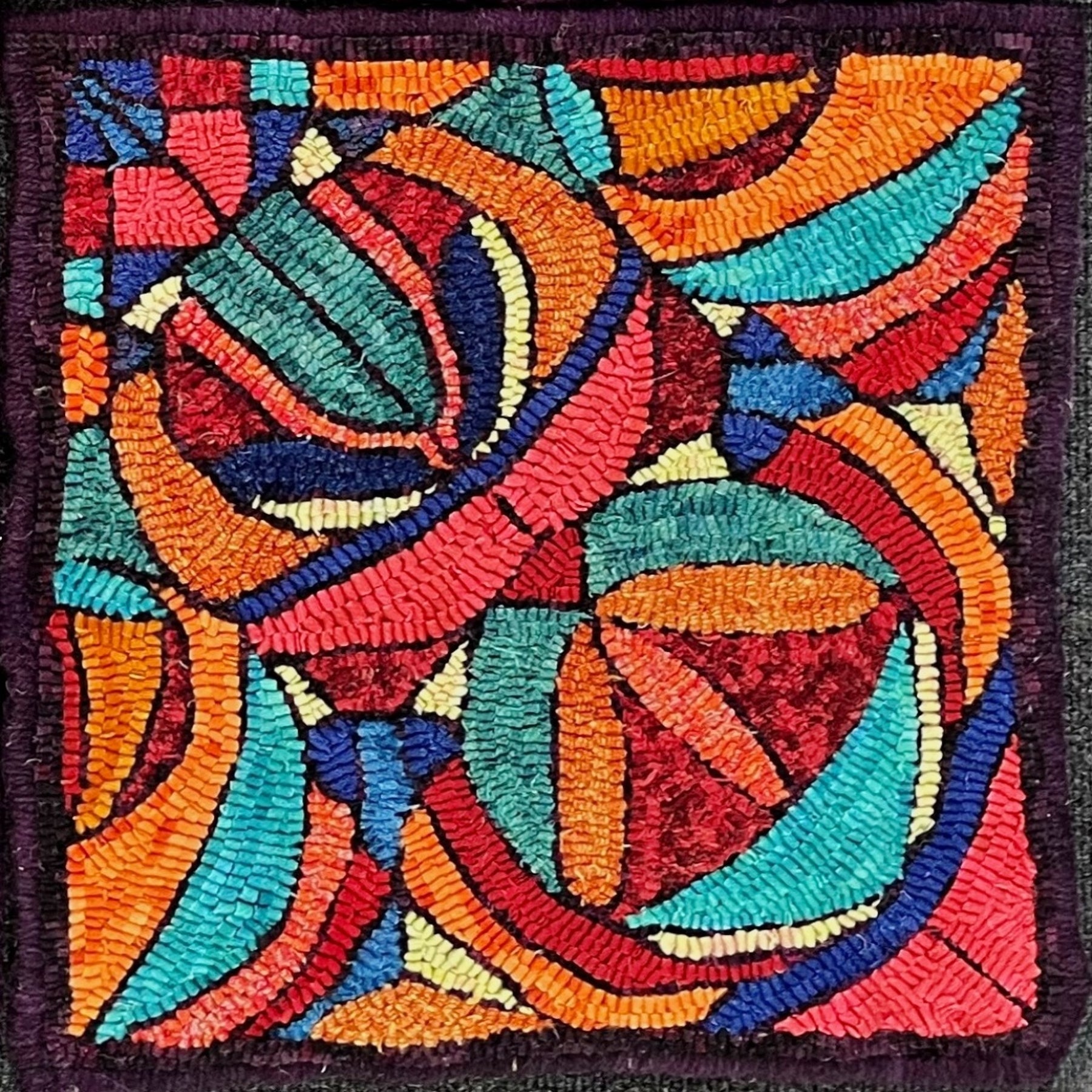 Tangelo, rug hooked by Judy Carvahlo
