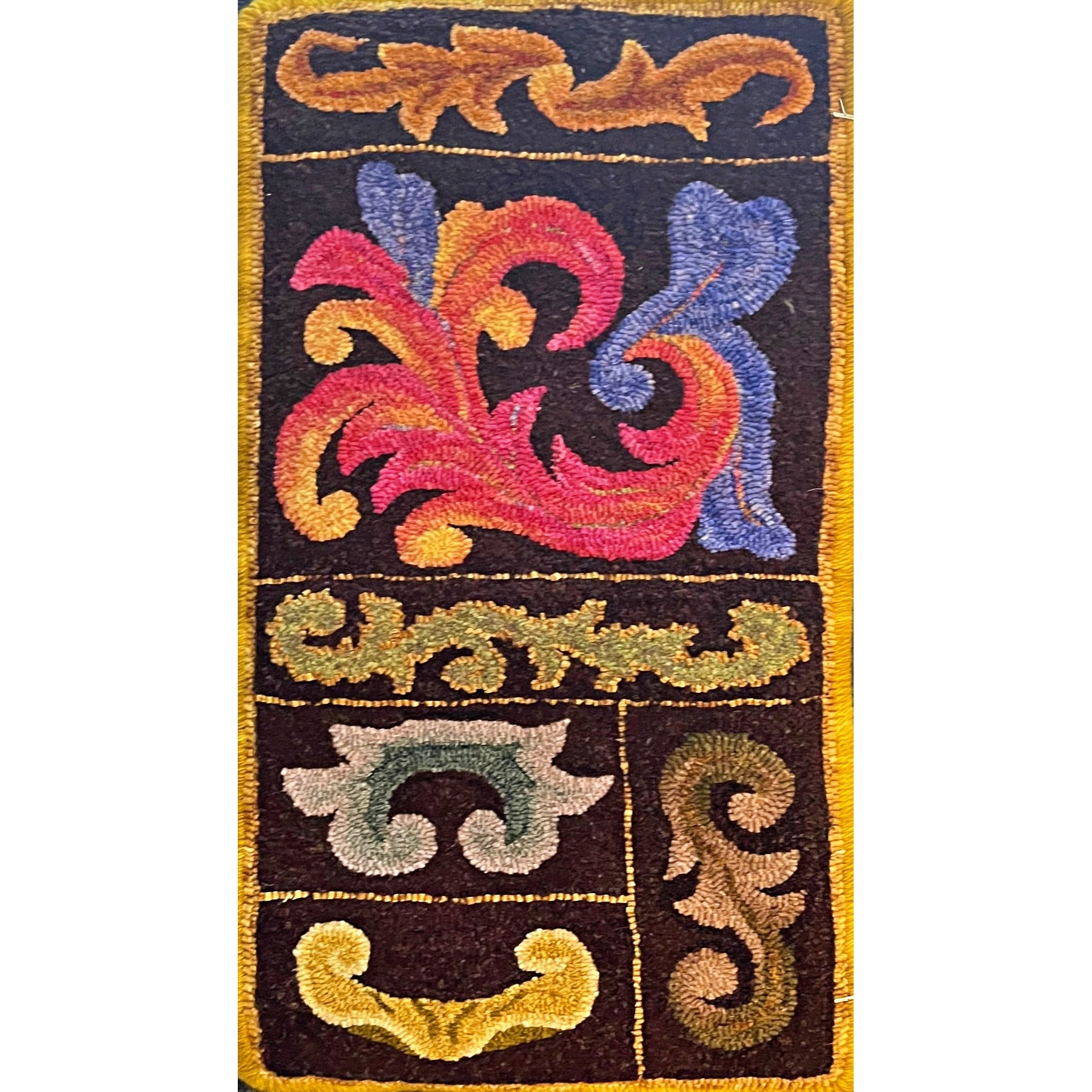 Scroll Sampler, rug hooked by Magbis Vizcaino-Green