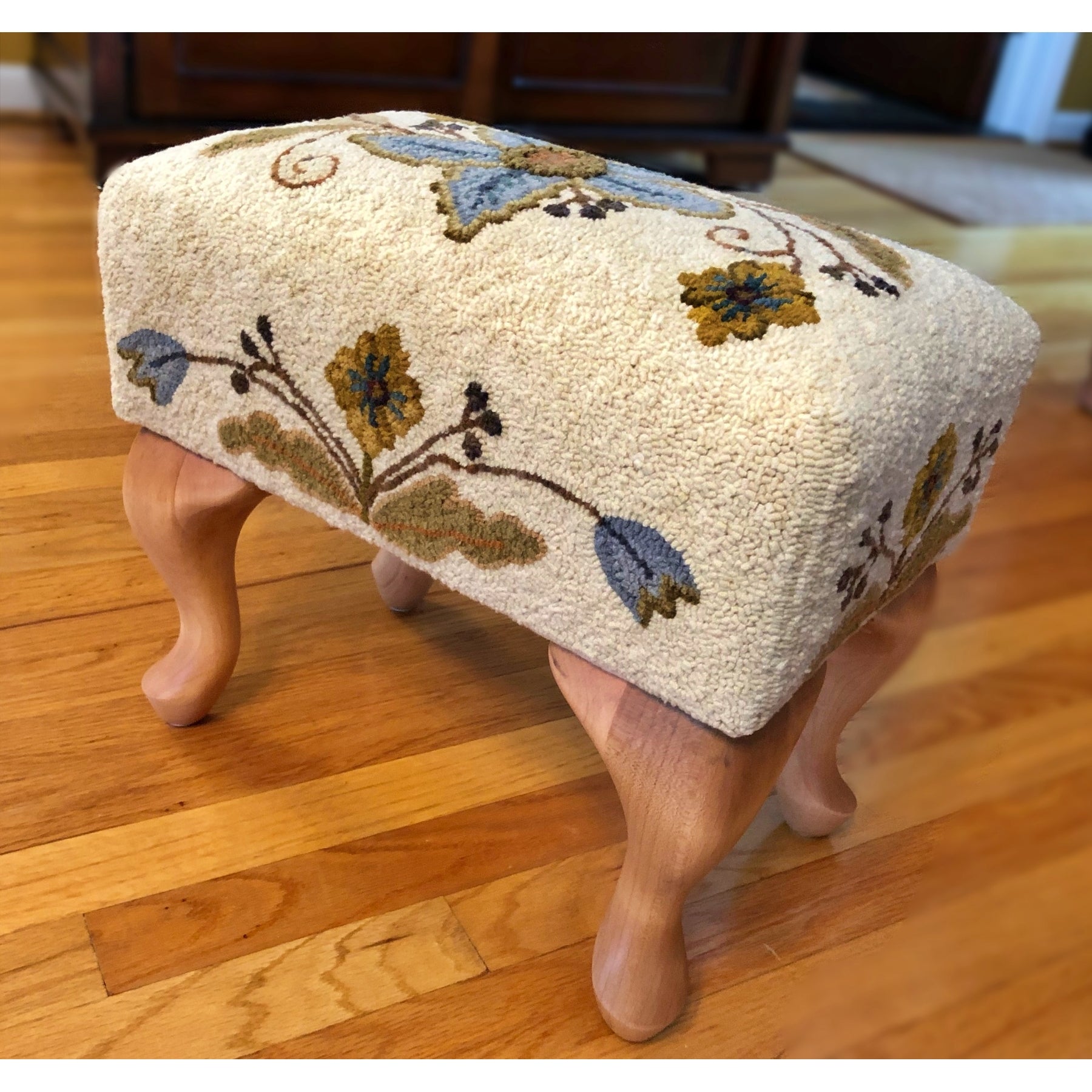 Crewel - Queen Anne Footstool Pattern, rug hooked by Cheryl Singley