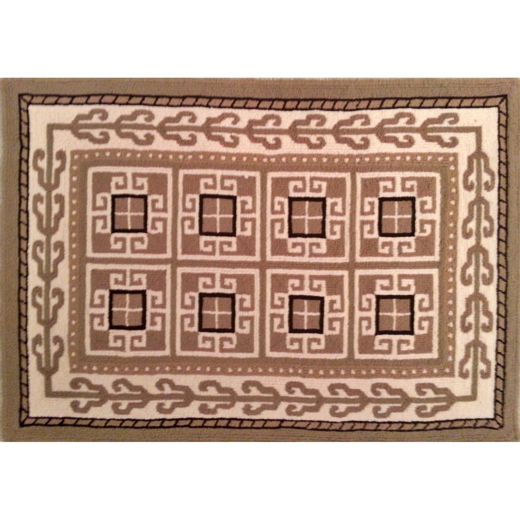 Turkish Tradition, rug hooked by A. K. Hamlin