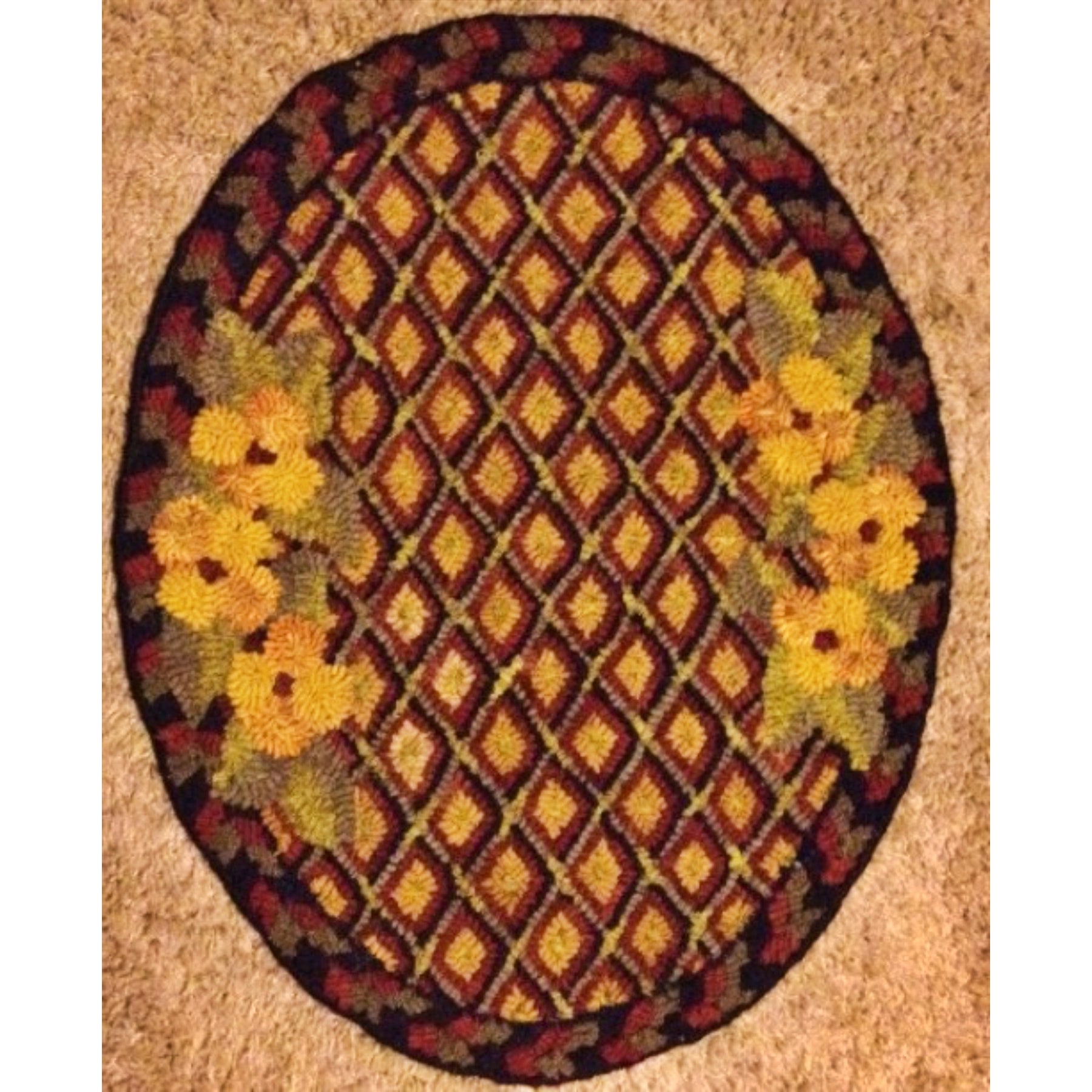 Grandmother's Rug, rug hooked by Joyce DiGregorio