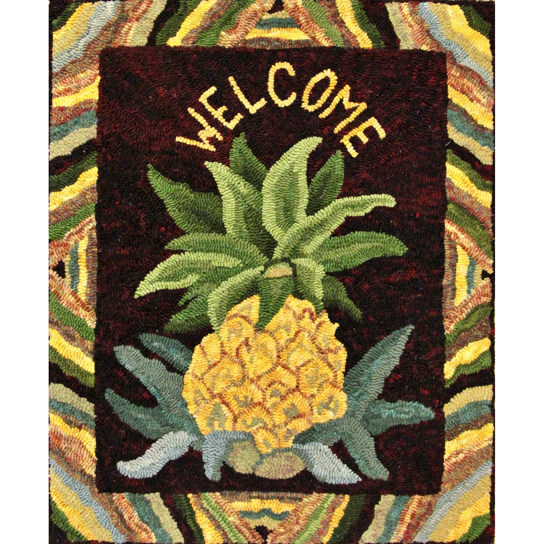 Welcome Pineapple - with Border, rug hooked by Linda Cooney