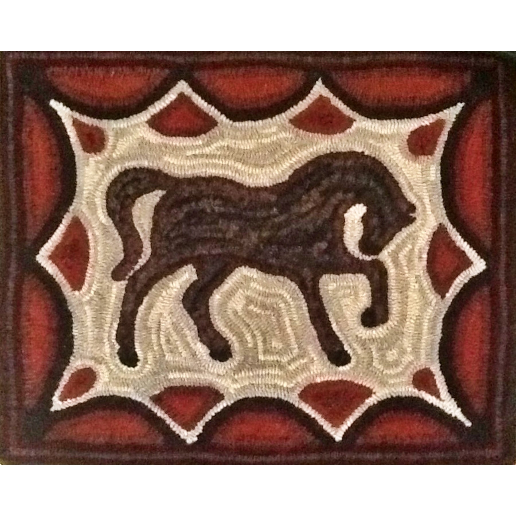 Horse, rug hooked by Ingrid Hieronimus