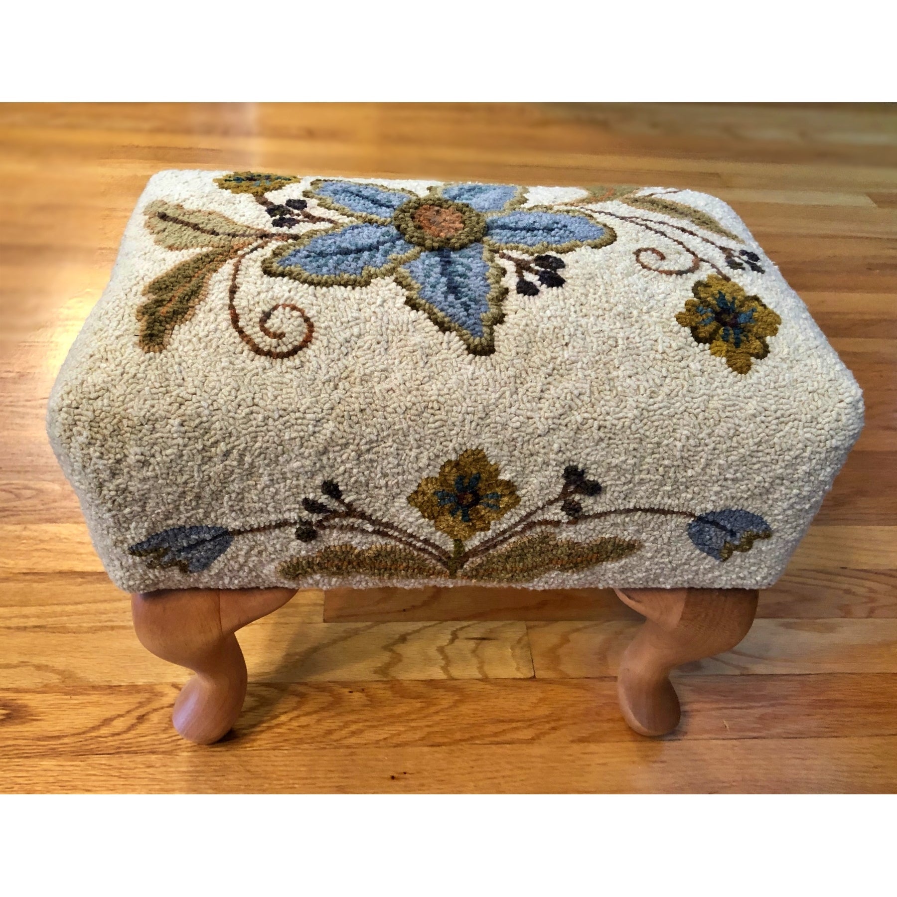 Crewel - Queen Anne Footstool Pattern, rug hooked by Cheryl Singley