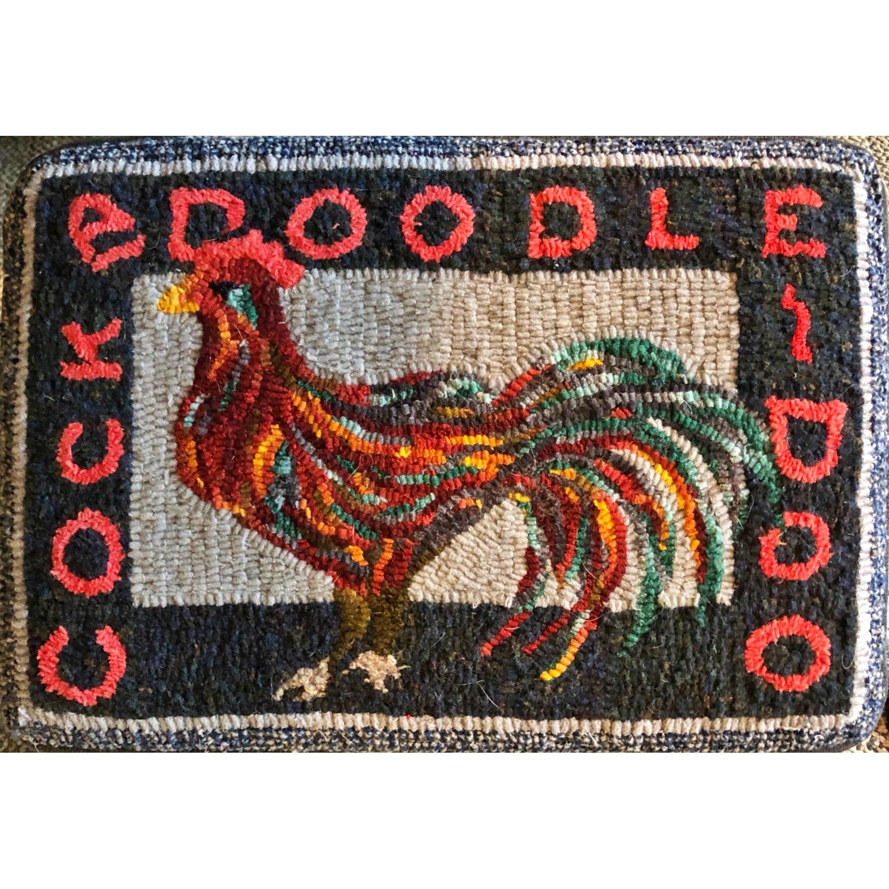 Cock - Country Footstool Pattern, rug hooked by Susan Saari